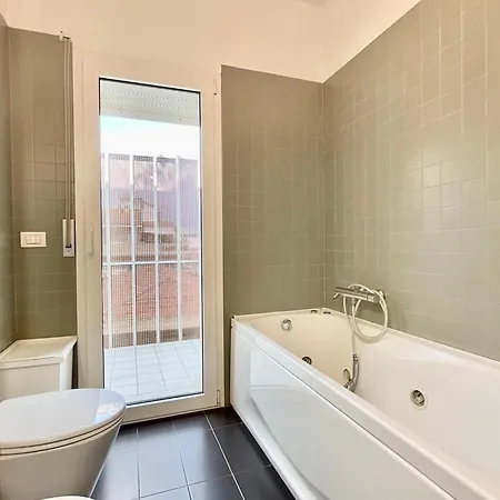 Attico Con Garage E Ampia Terrazza Privata * リミニ
