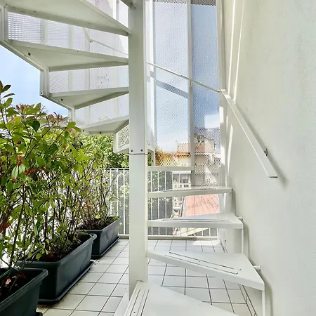 Attico Con Garage E Ampia Terrazza Privata *