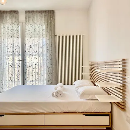 Attico Con Garage E Ampia Terrazza Privata *