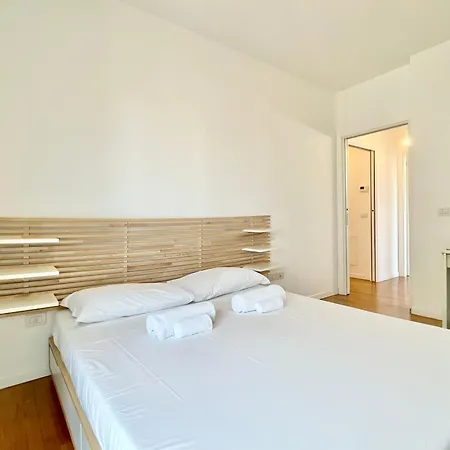 Apartman Attico Con Garage E Ampia Terrazza Privata *